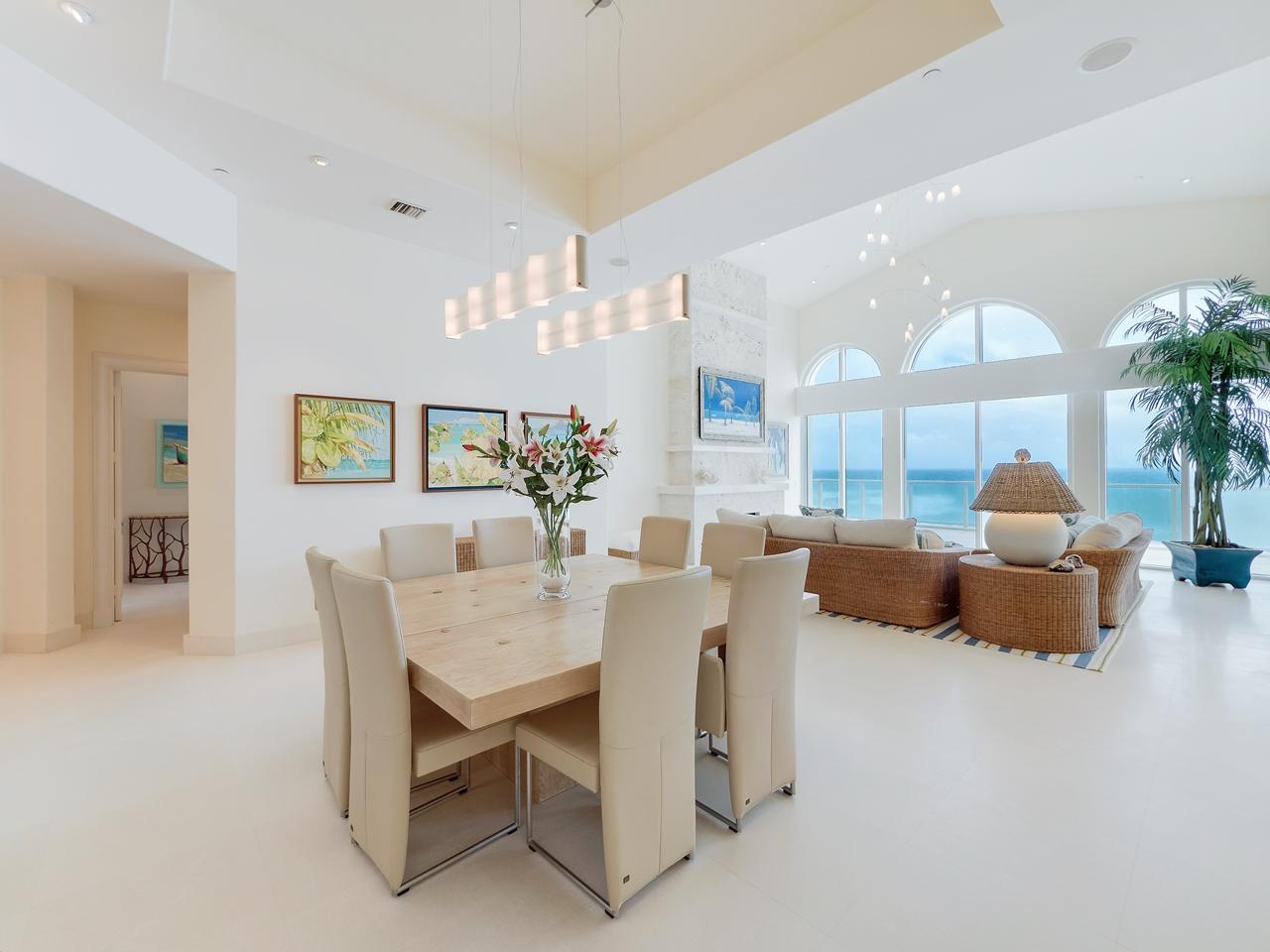 BELLARIA CONDO - Residential