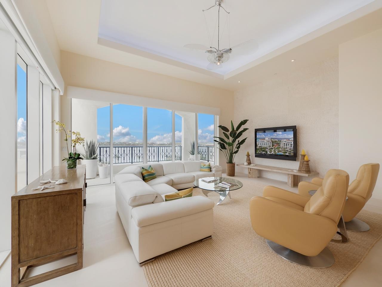 BELLARIA CONDO - Residential