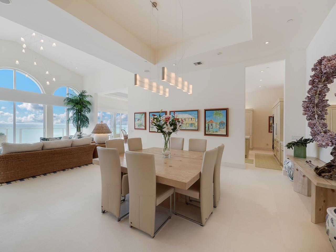 BELLARIA CONDO - Residential