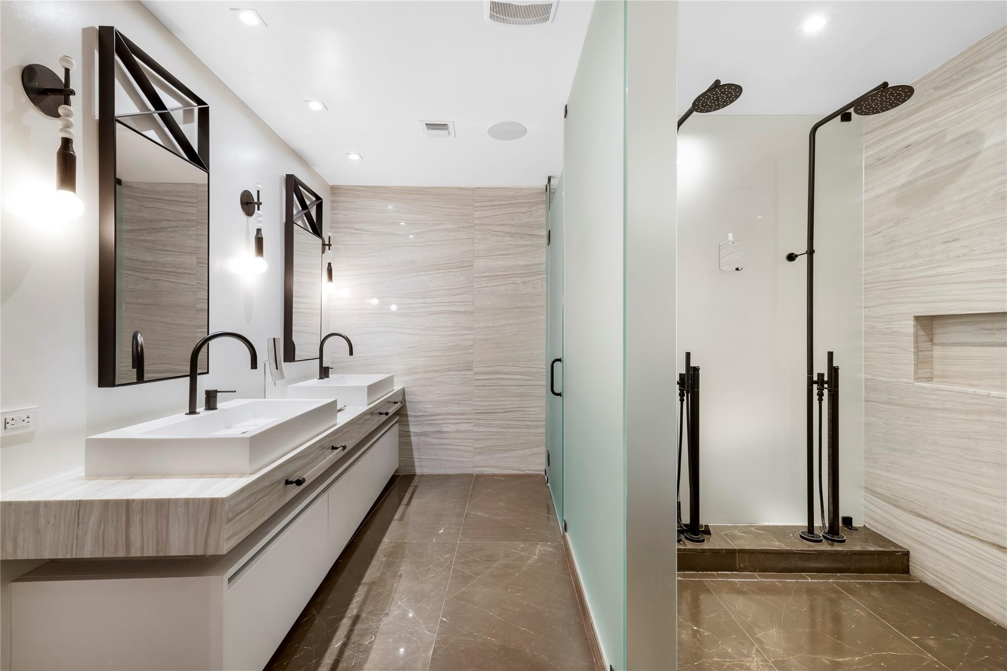 AUBERGE BEACH RESIDENCES - Residential