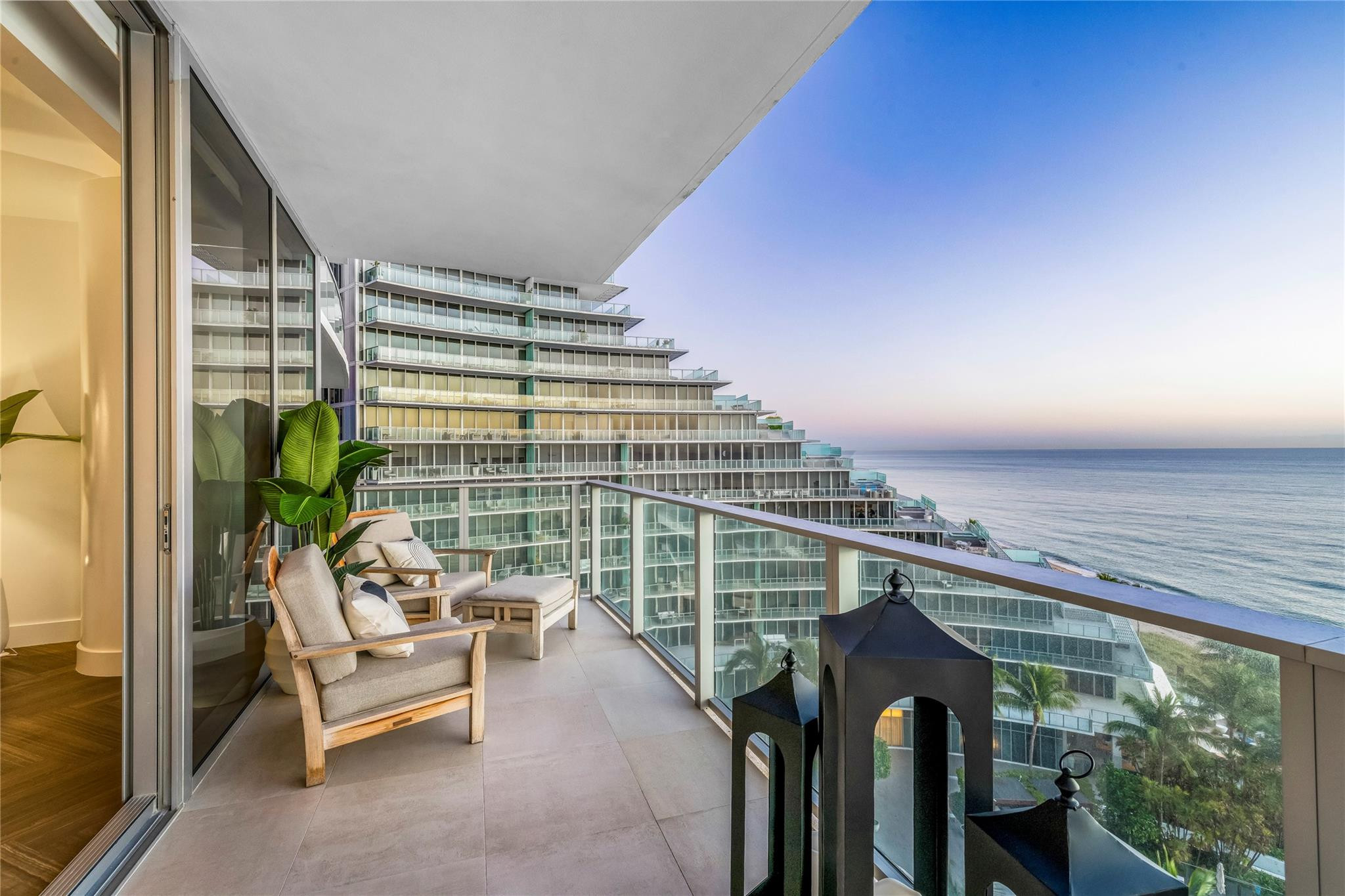 AUBERGE BEACH RESIDENCES - Residential