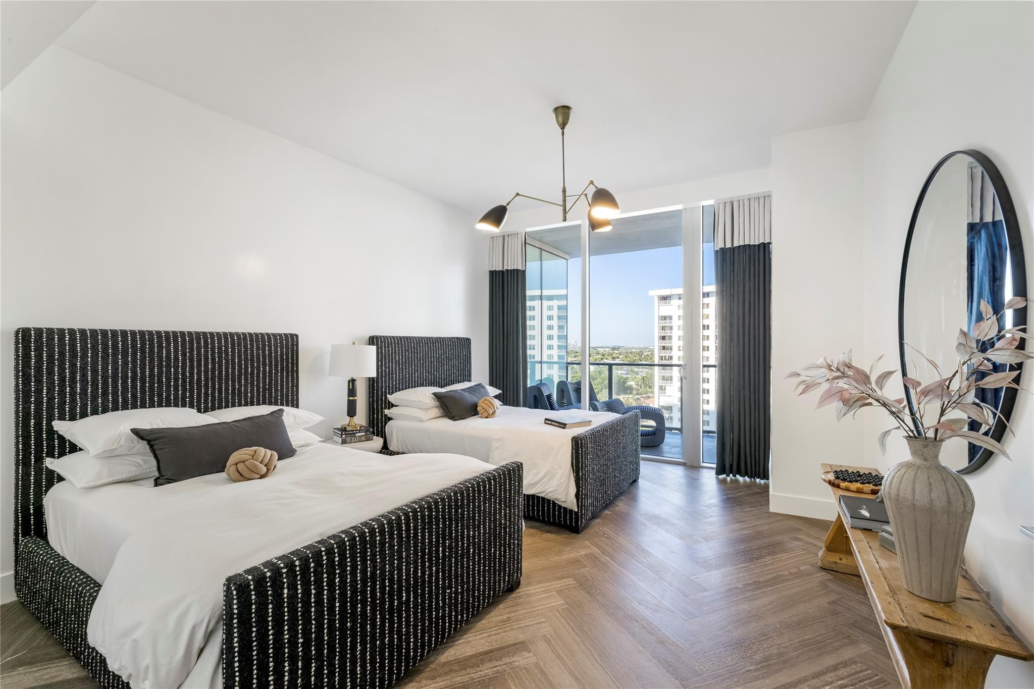 AUBERGE BEACH RESIDENCES - Residential