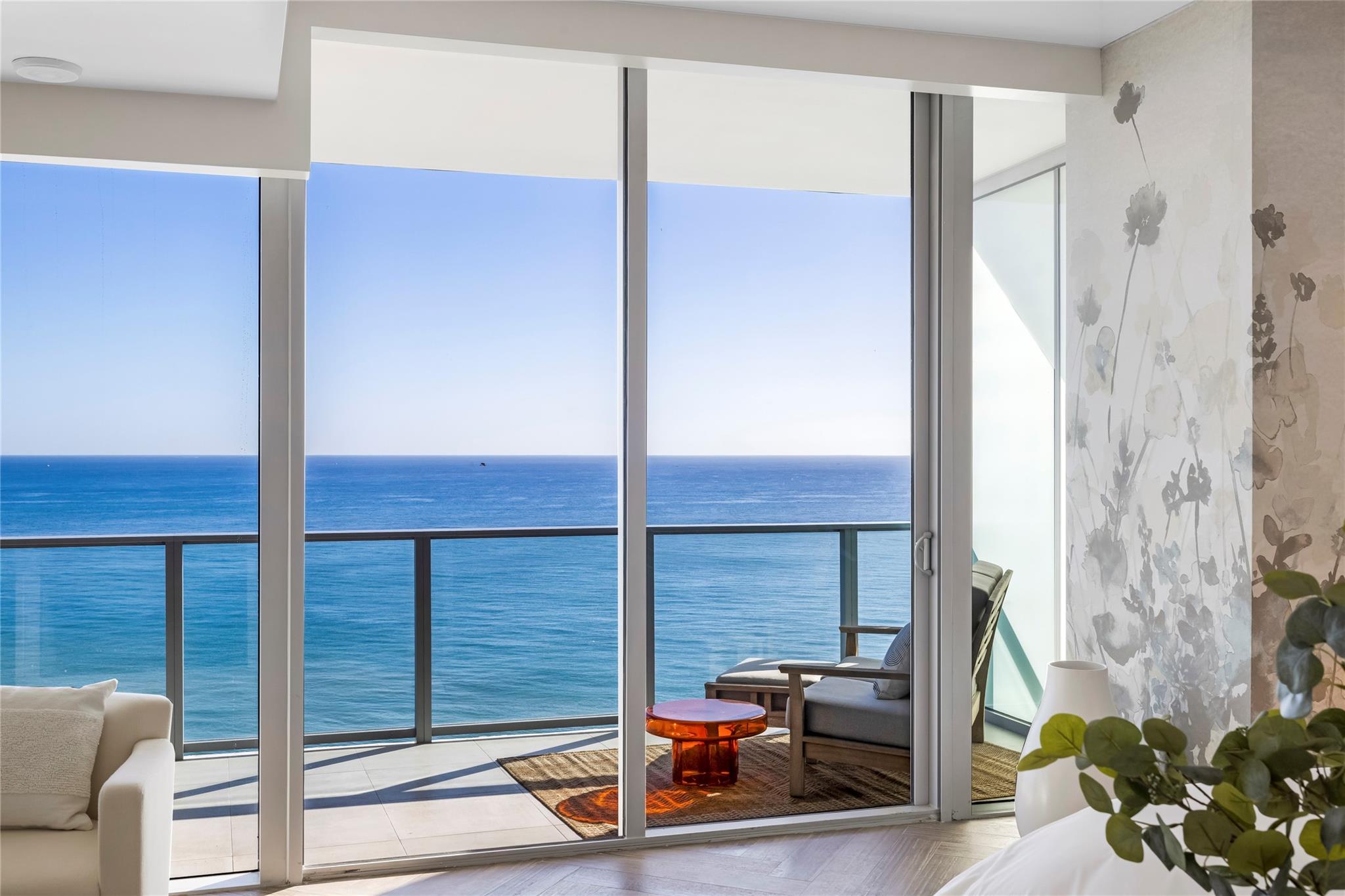 AUBERGE BEACH RESIDENCES - Residential