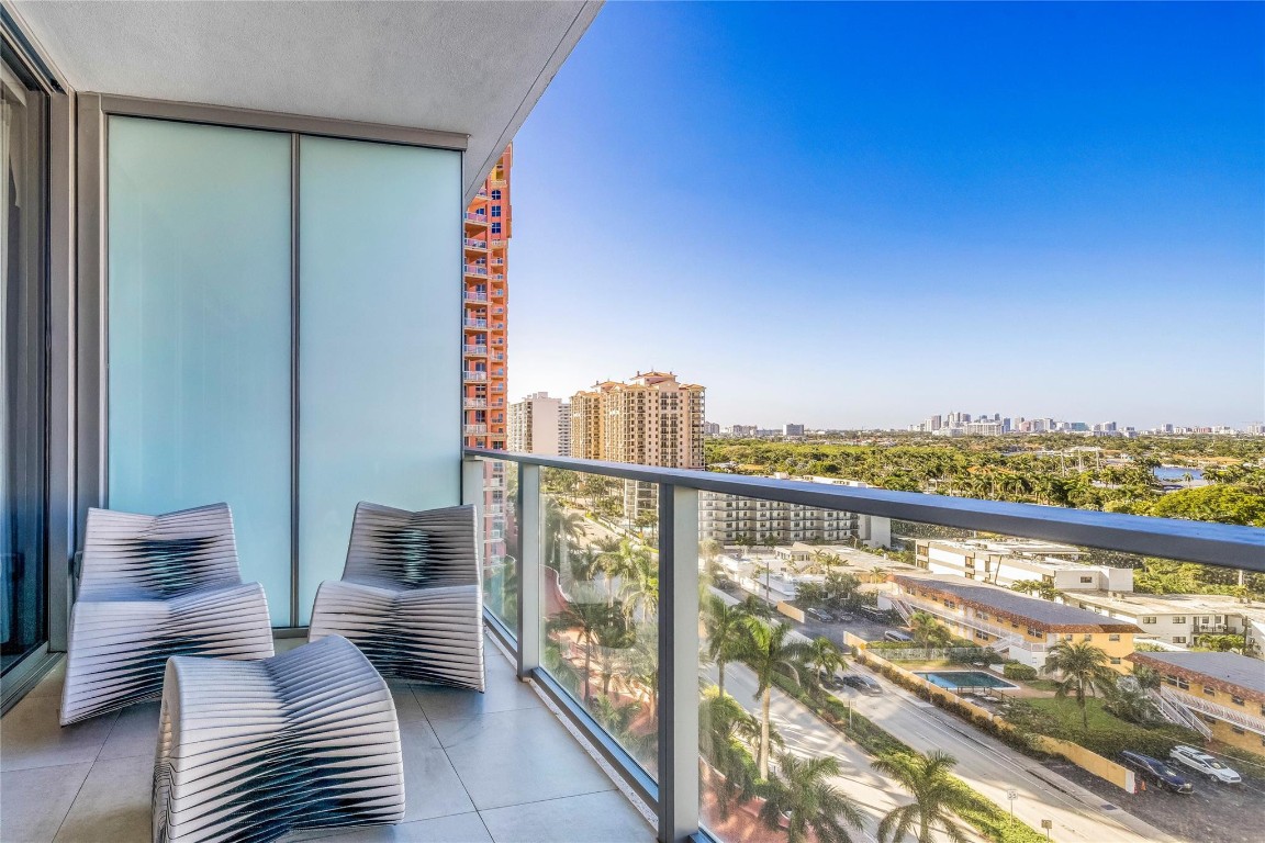 AUBERGE BEACH RESIDENCES - Residential