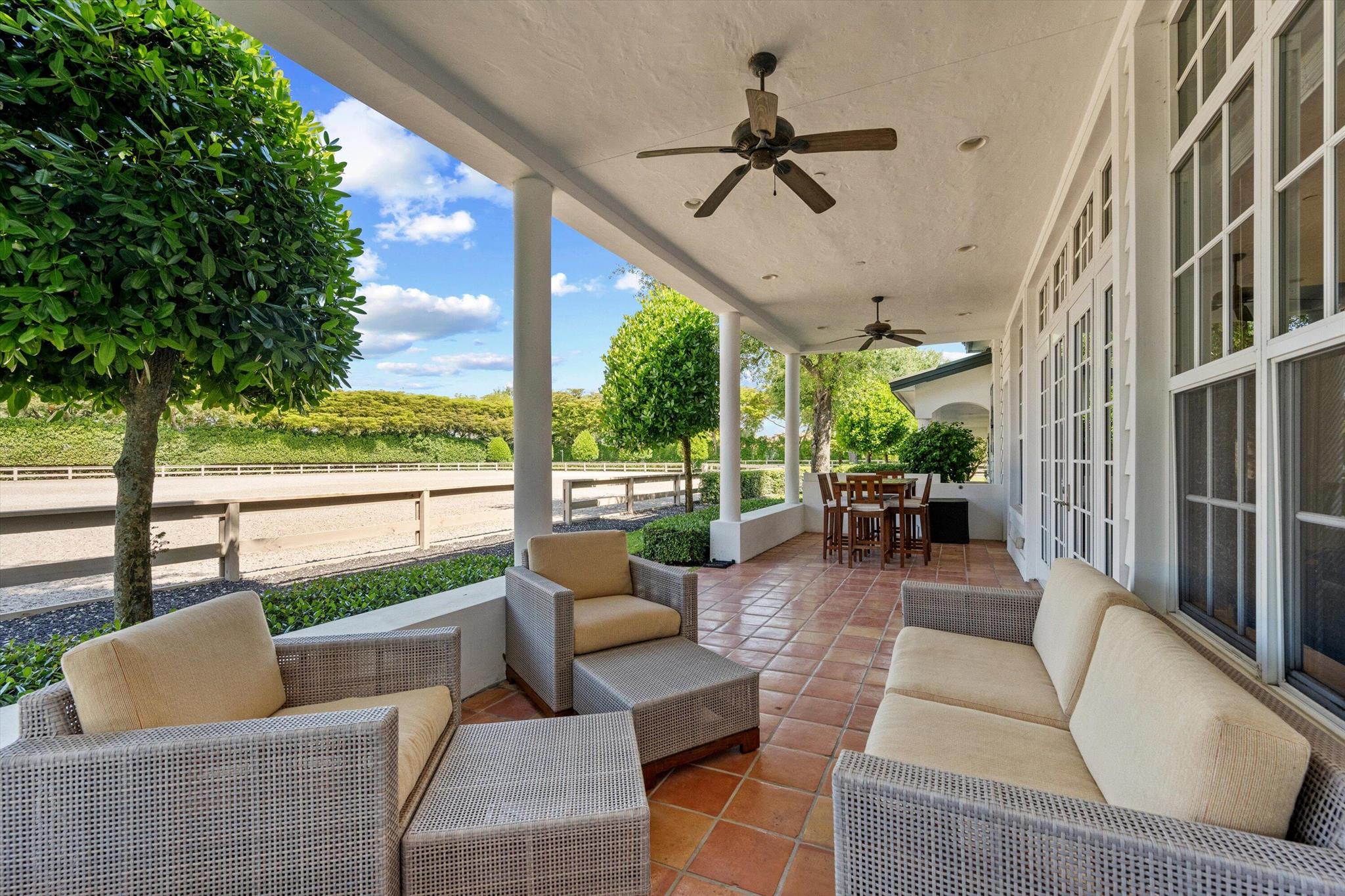 GRAND PRIX FARMS - Residential