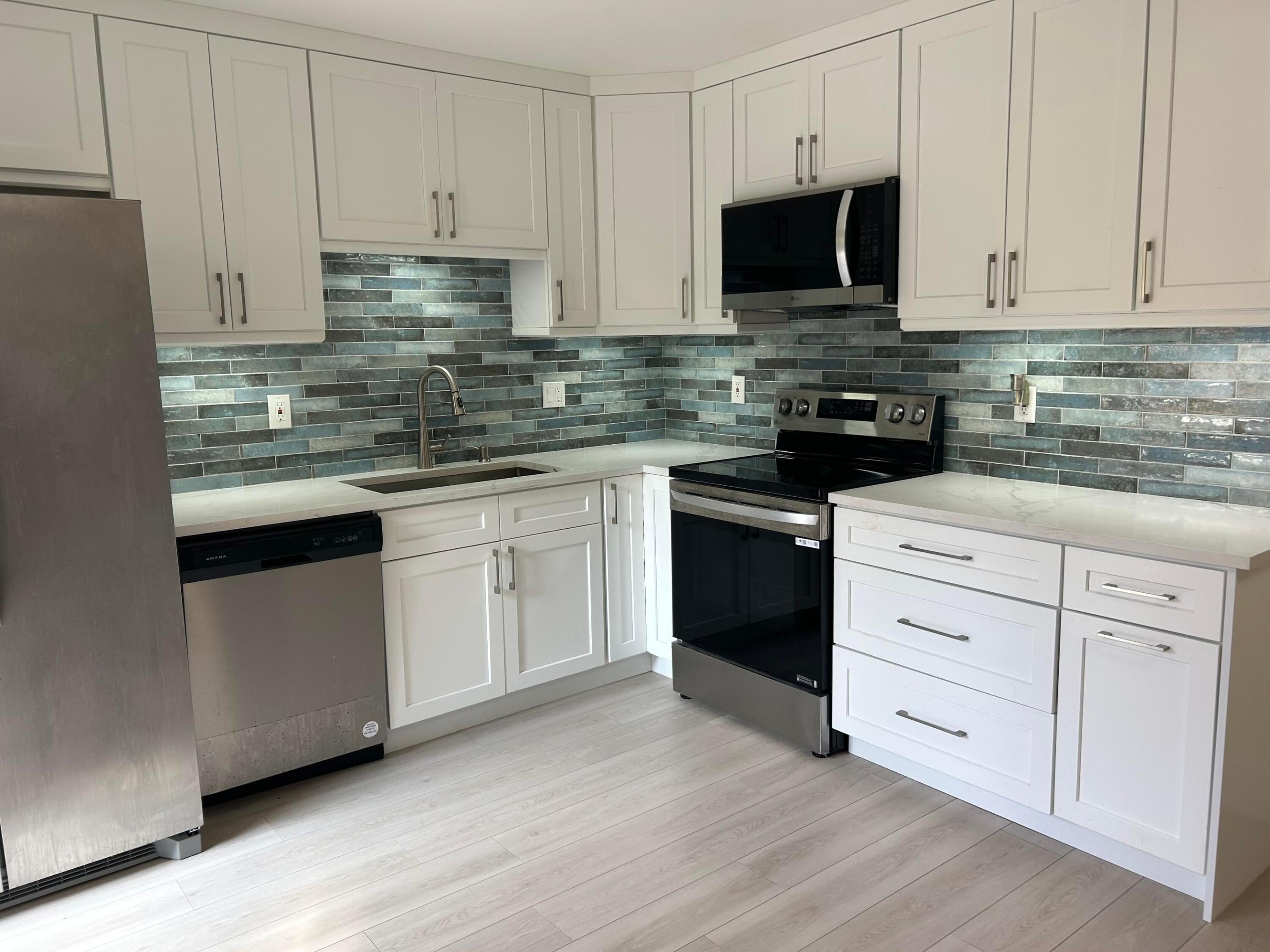 2802 SW 12th Street, Deerfield Beach FL 33442