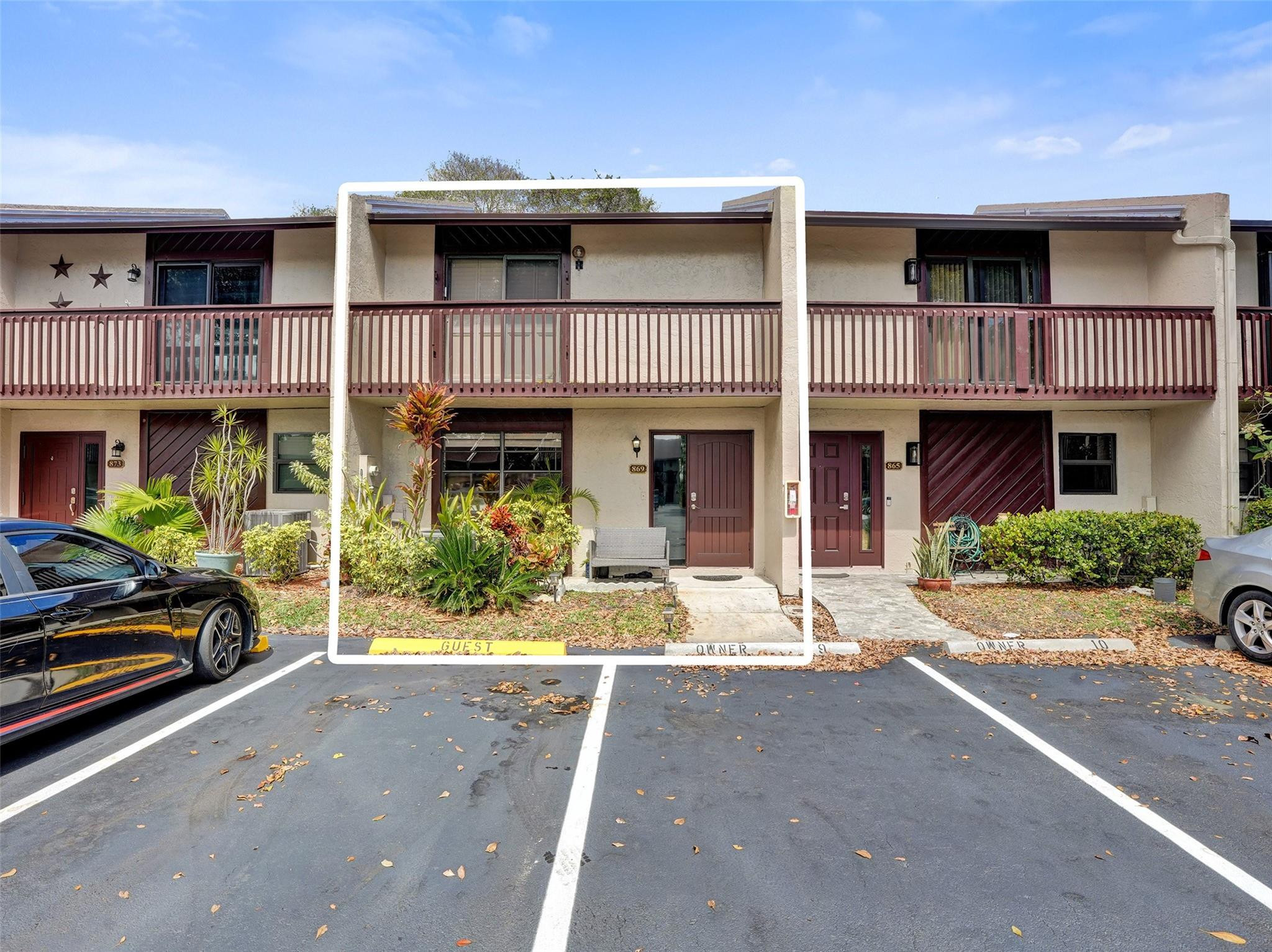 VILLAGER TOWNHOMES - Residential