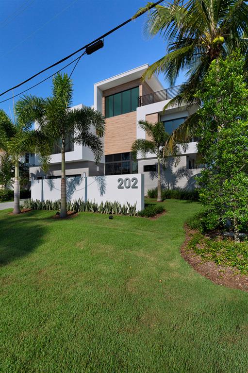 REIDS JOHN B VILLAGE - Residential