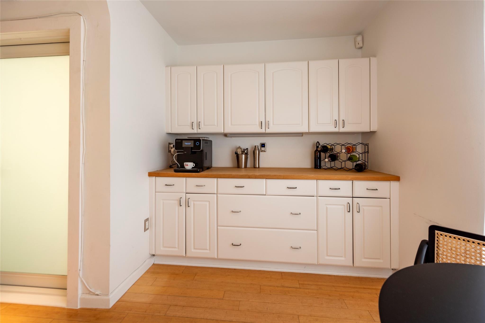 635 Euclid Ave 229