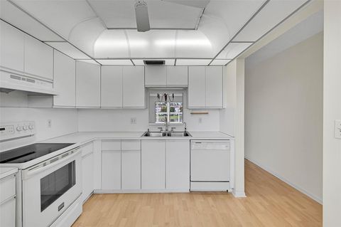 1804 Eleuthera Pt E3 Coconut Creek FL 33066