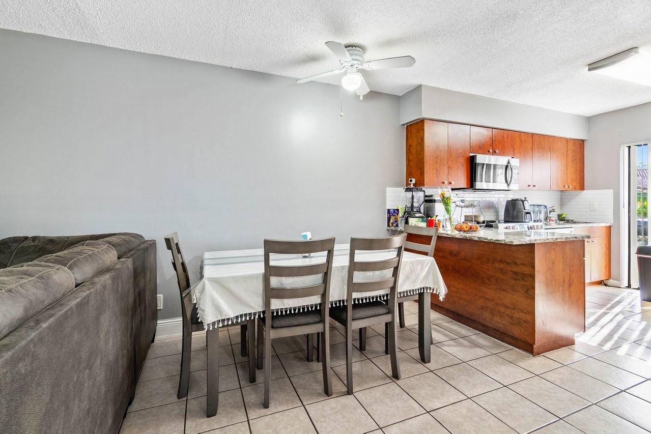 CORAL SPRINGS UNIVERSITY - Residential Lease