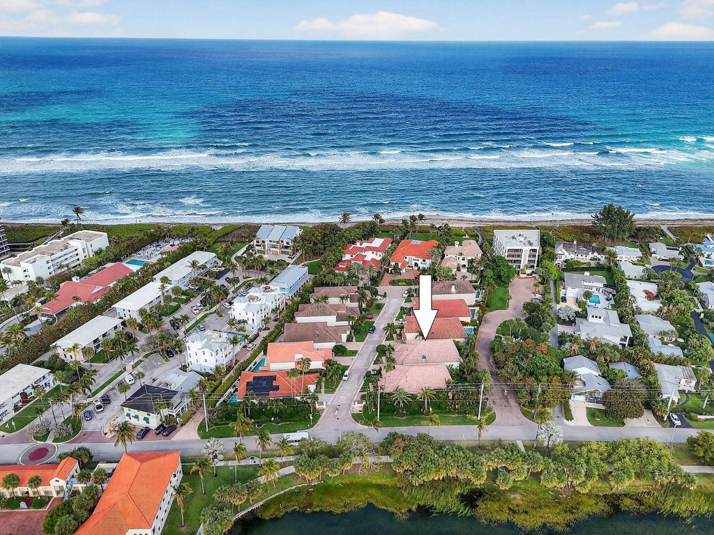Photo of 302 Alicante Drive, Juno Beach, FL 33408 (MLS # B26005843)