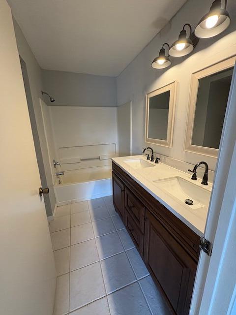 CASABLANCA ISLES - Residential Lease