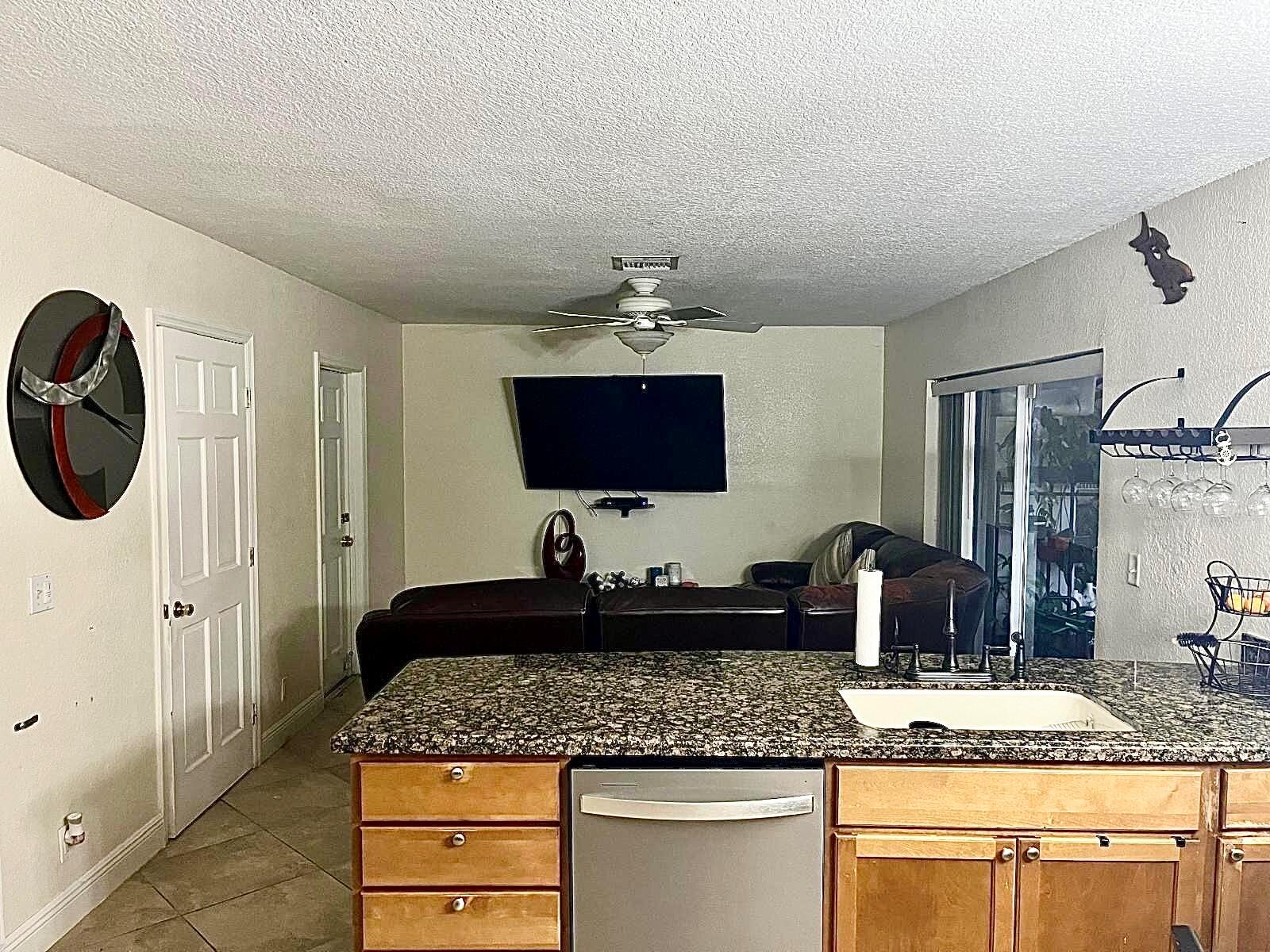 LAKEFIELD OF THE LANDINGS - Residential Lease