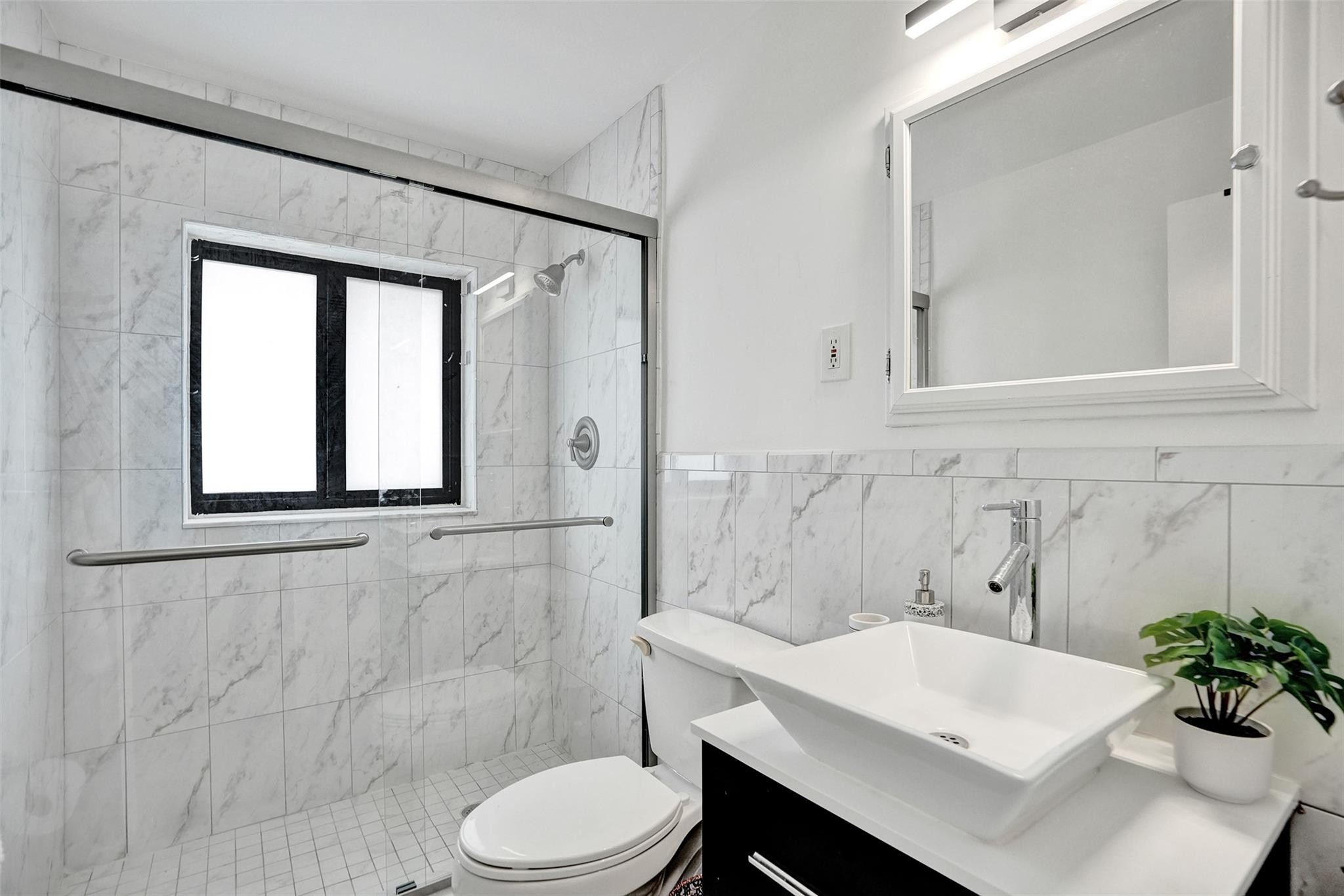 Manor Square 38-47 B - Residential Income