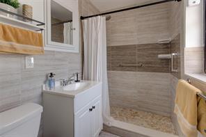 Manor Square 38-47 B - Residential Income