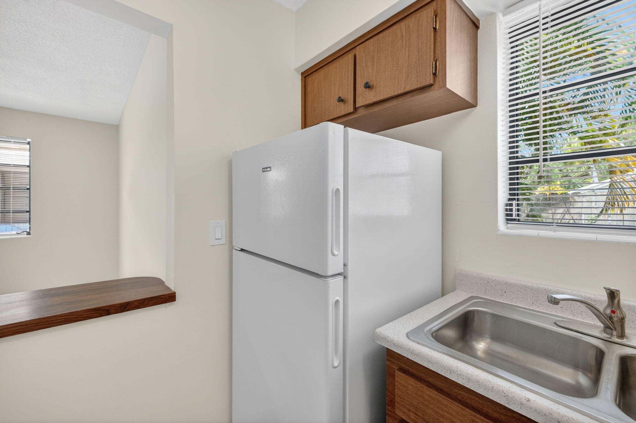 F A BARRETTS SUB OF W1/2 - Residential Lease