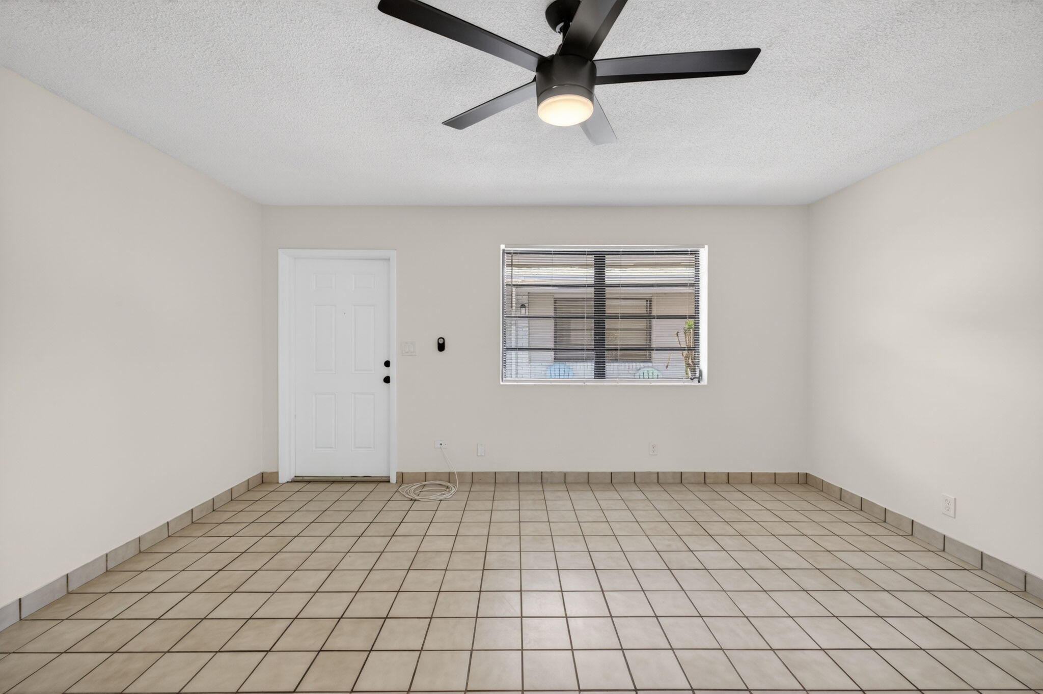 F A BARRETTS SUB OF W1/2 - Residential Lease