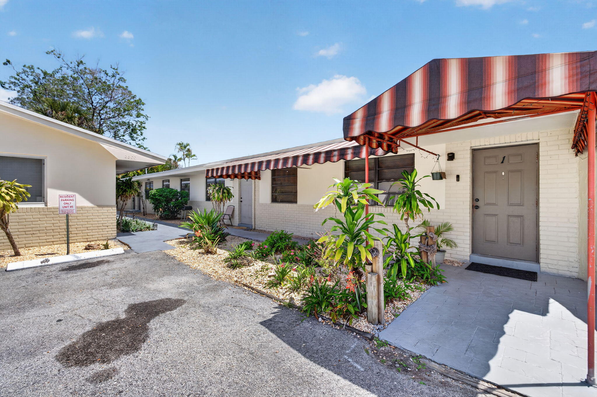 F A BARRETTS SUB OF W1/2 - Residential Lease