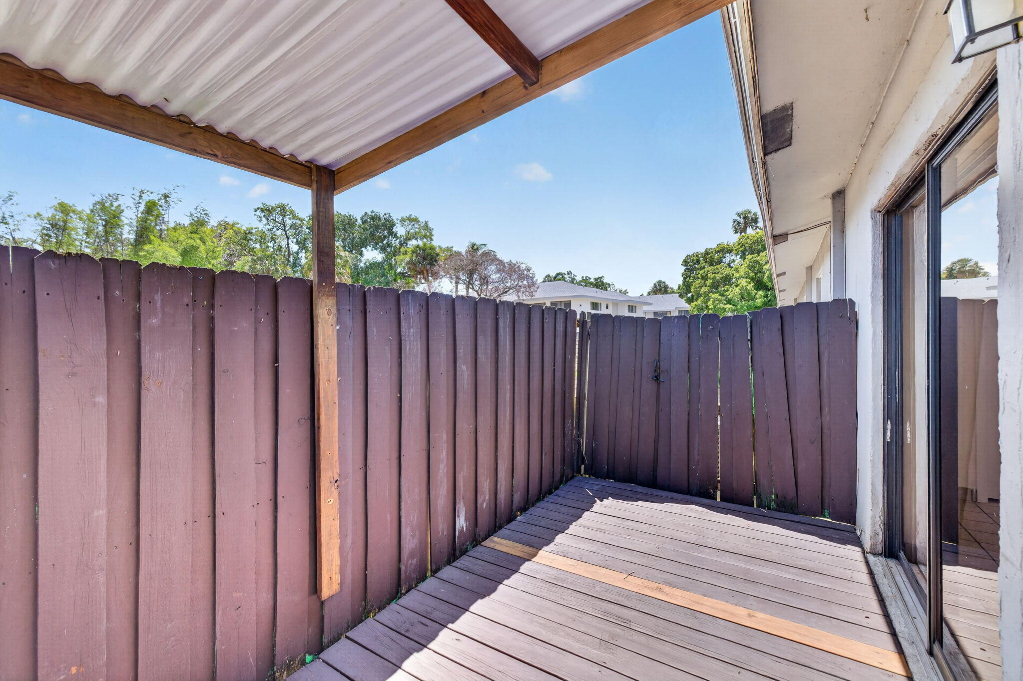 F A BARRETTS SUB OF W1/2 - Residential Lease