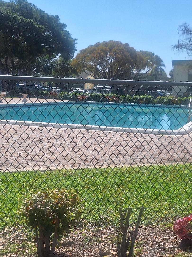 RAMBLEWOOD EAST CONDO - Residential Lease