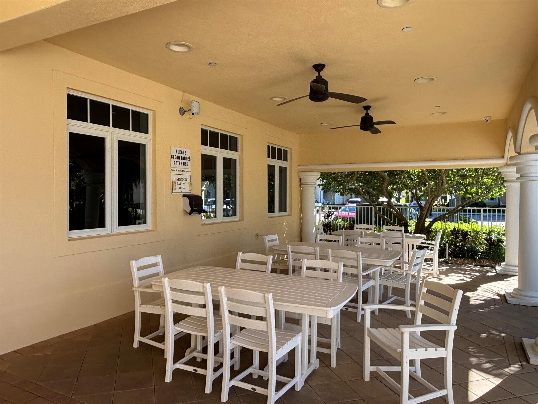 Harbour Isle East - Residential