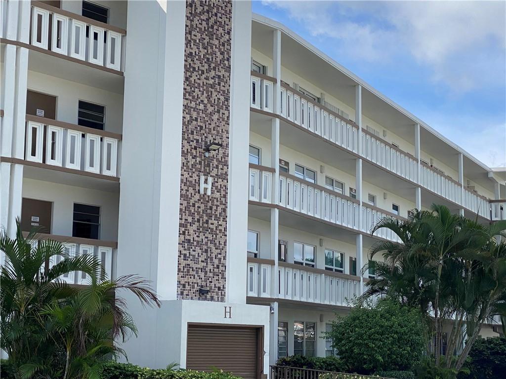 Century Village East - Residential