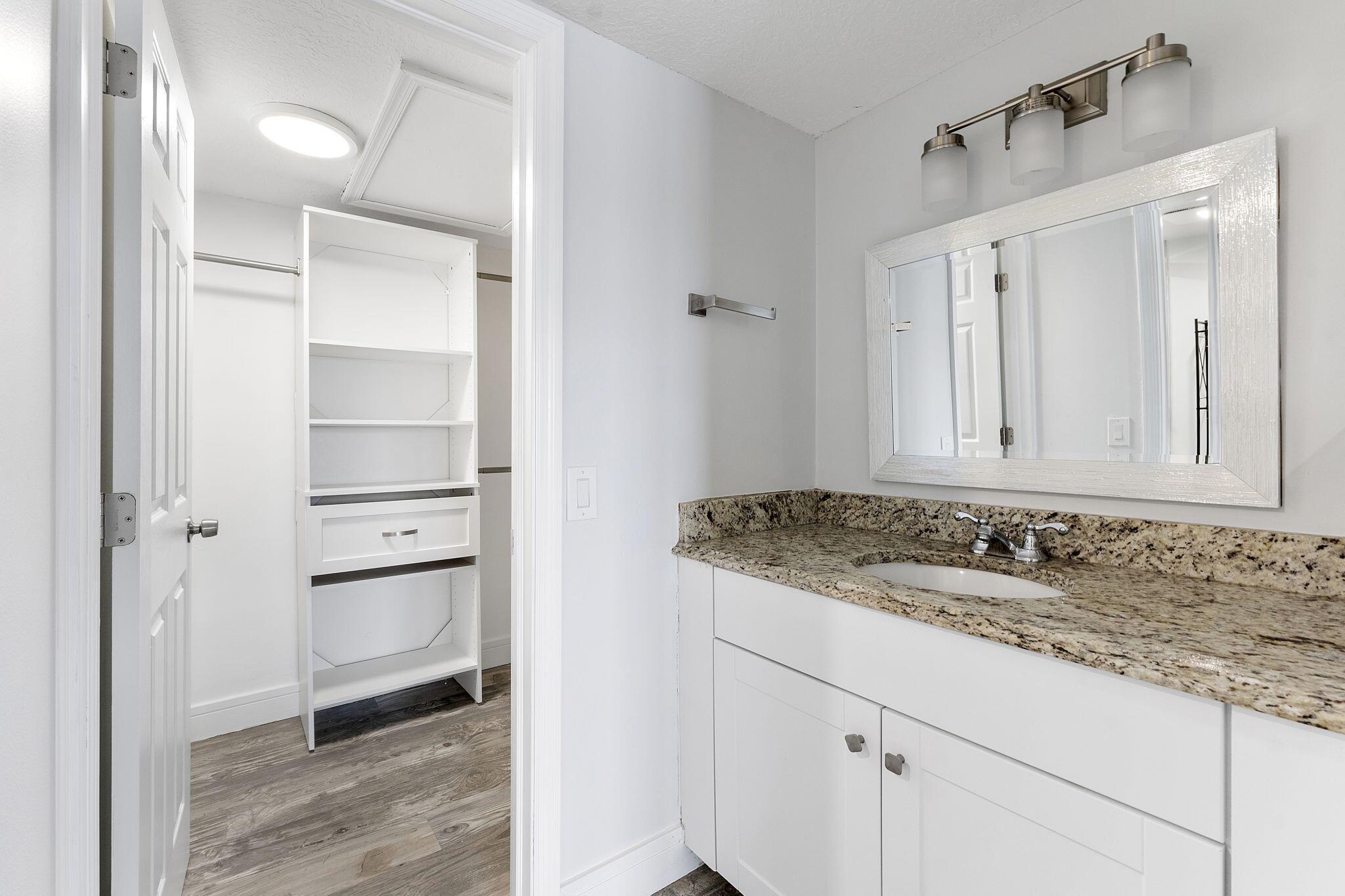 LAKE WINDWOOD CONDO - Residential