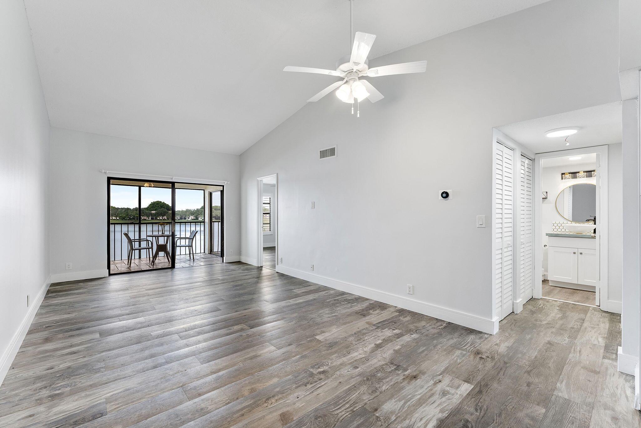 325 Palmwood Place 213