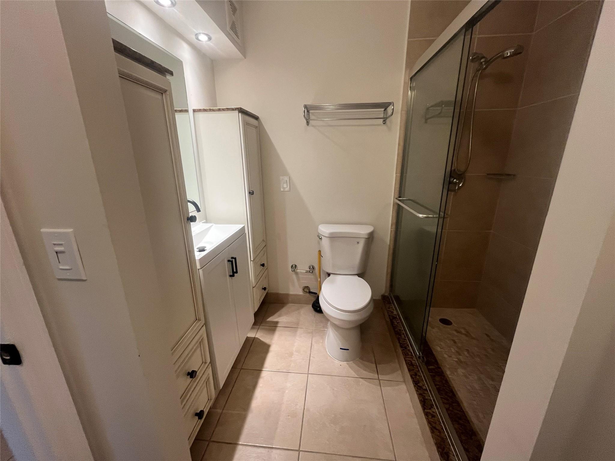 Middle River Terrace - Residential Lease