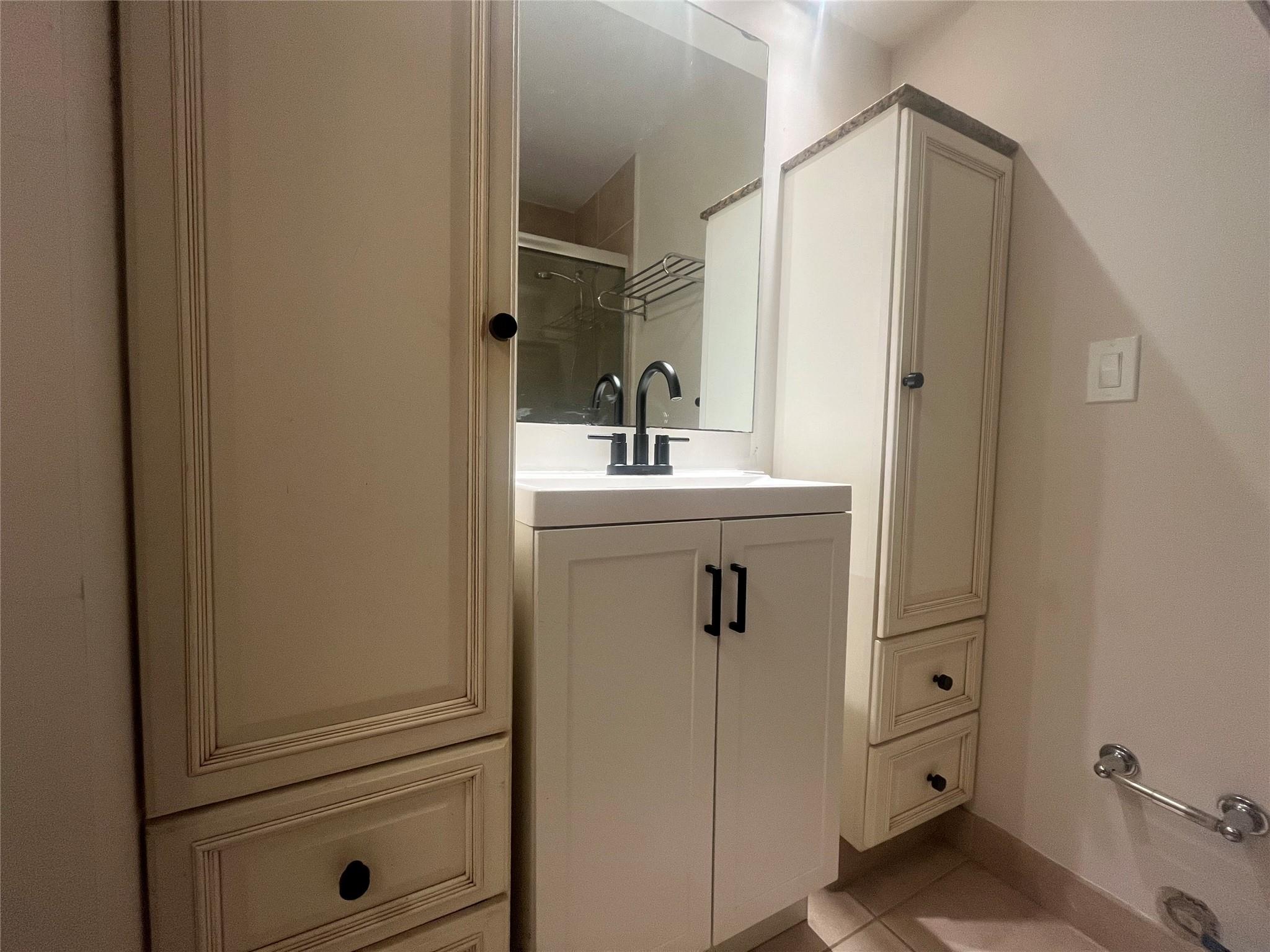 Middle River Terrace - Residential Lease