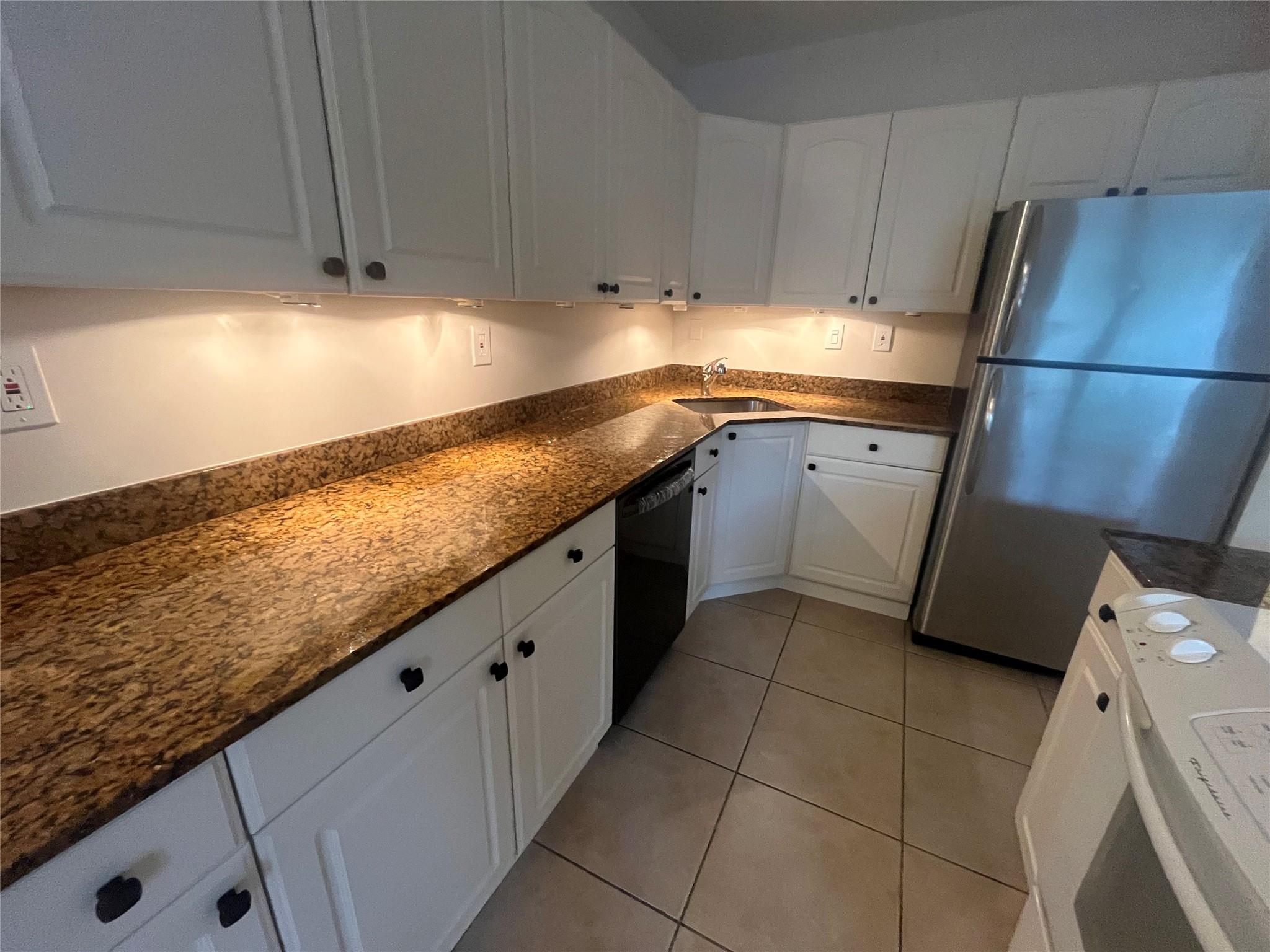 Middle River Terrace - Residential Lease