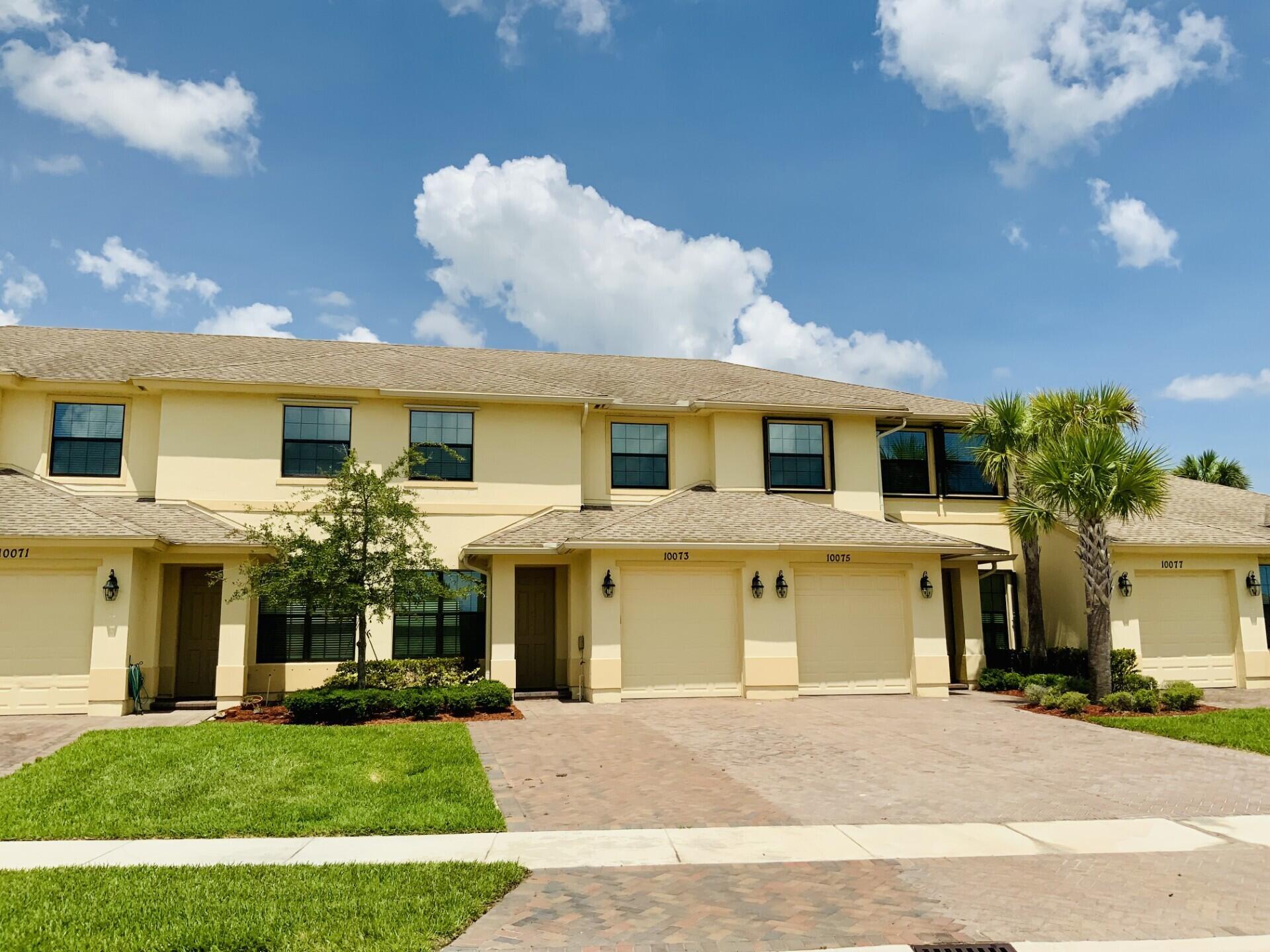 10073 W Villa Circle, Vero Beach, FL, 32966/$315,000 2 10073 W Villa Circle