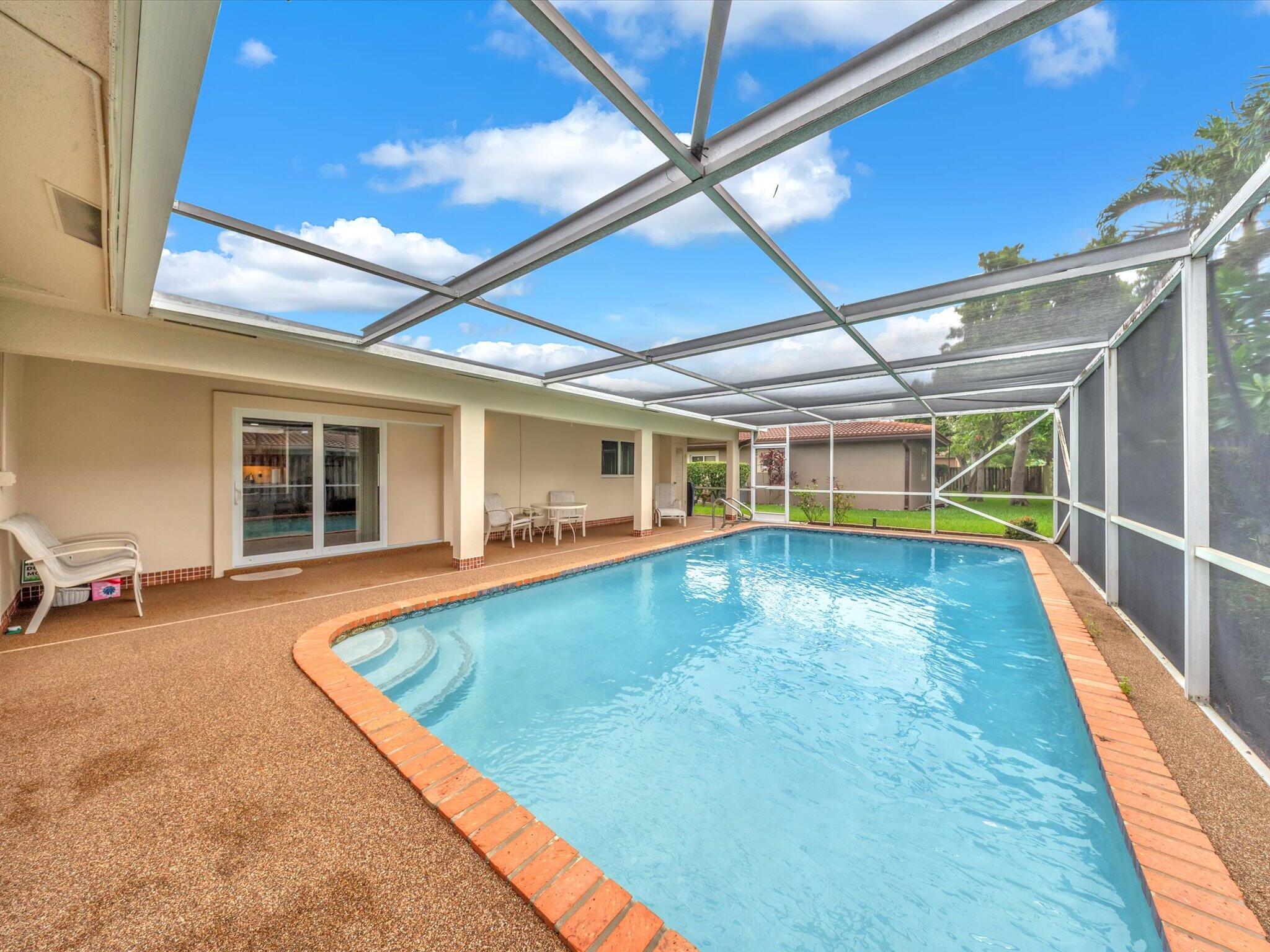 6620 NW 23RD Street