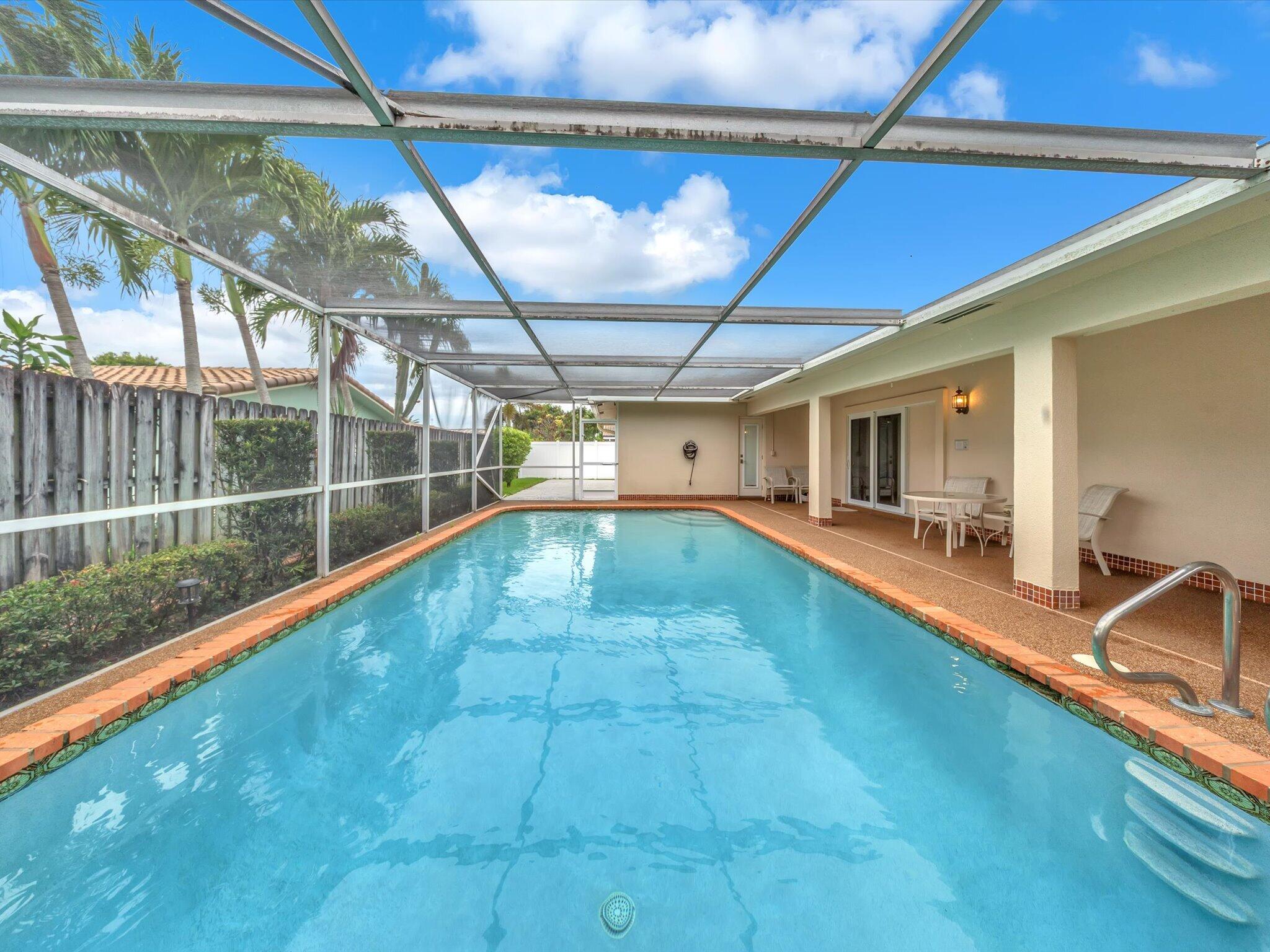 6620 NW 23RD Street