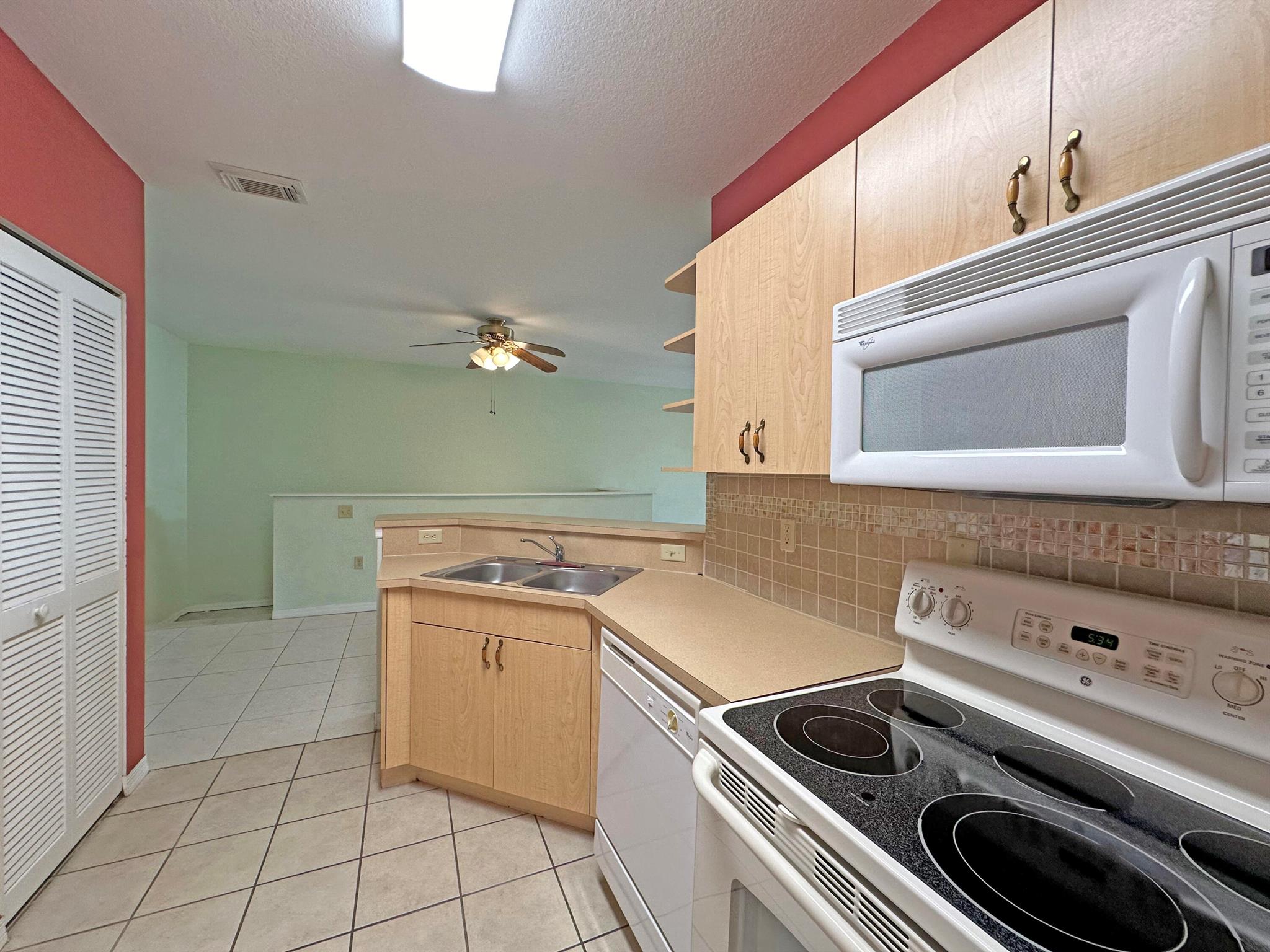 THE BELMONT II AT ST LUCIE WEST, A CONDOMINIUM - Residential Lease