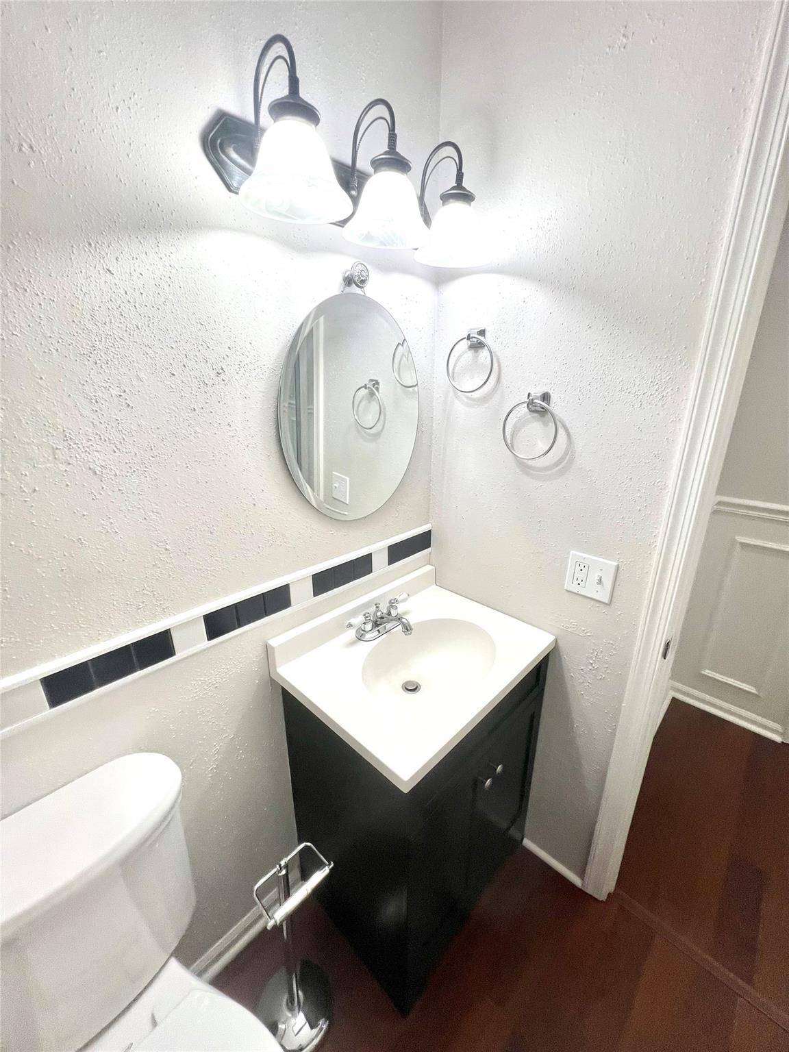 Imperial Point Colonnades - Residential Lease