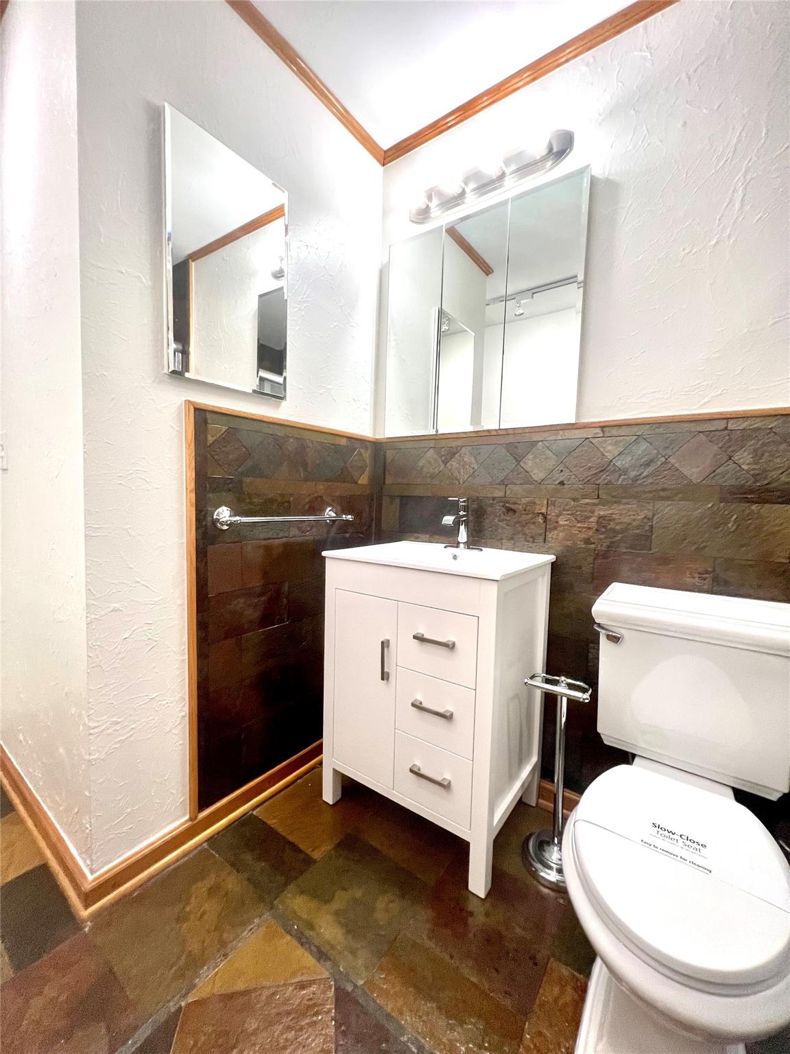 Imperial Point Colonnades - Residential Lease