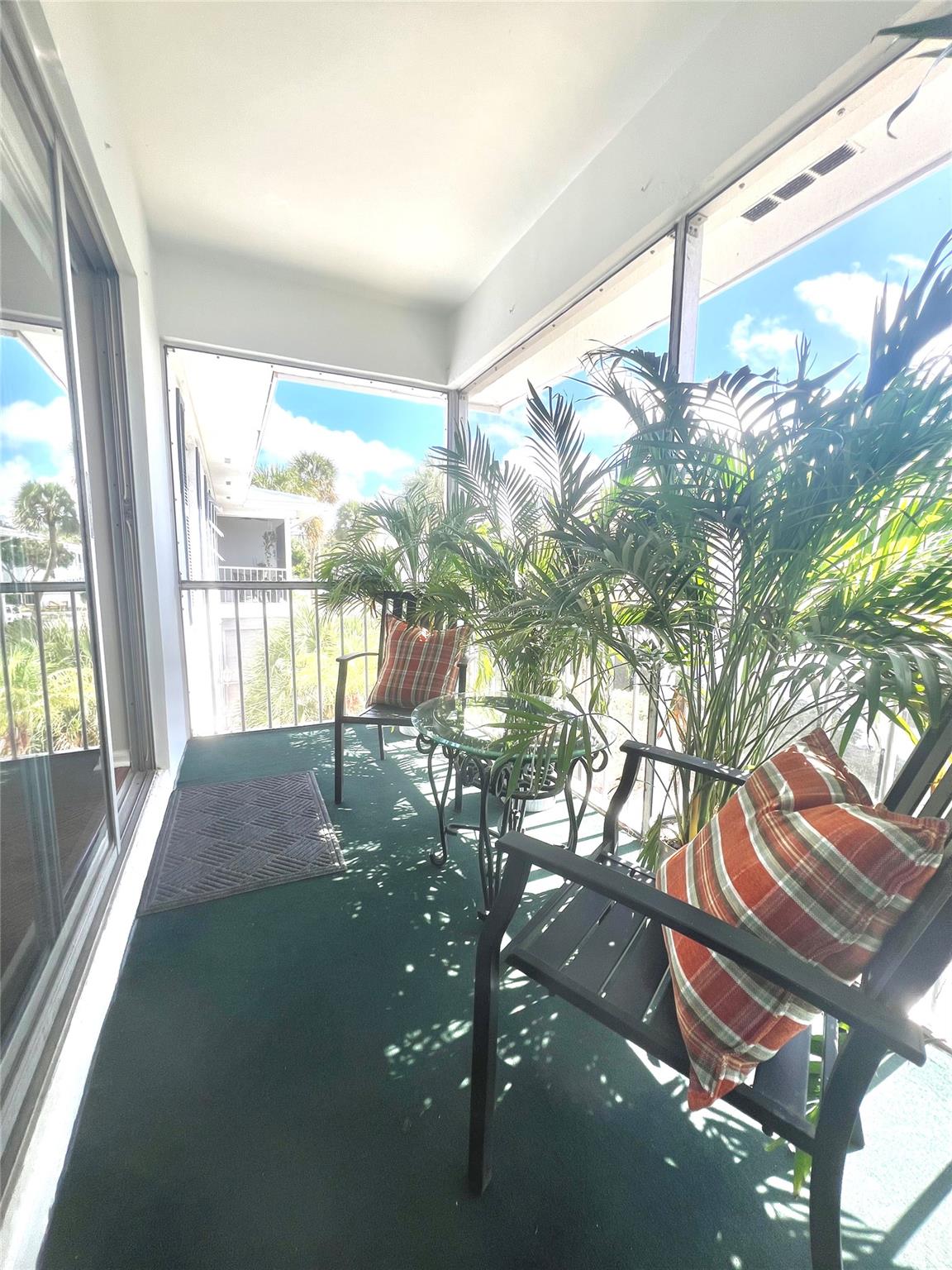 Imperial Point Colonnades - Residential Lease