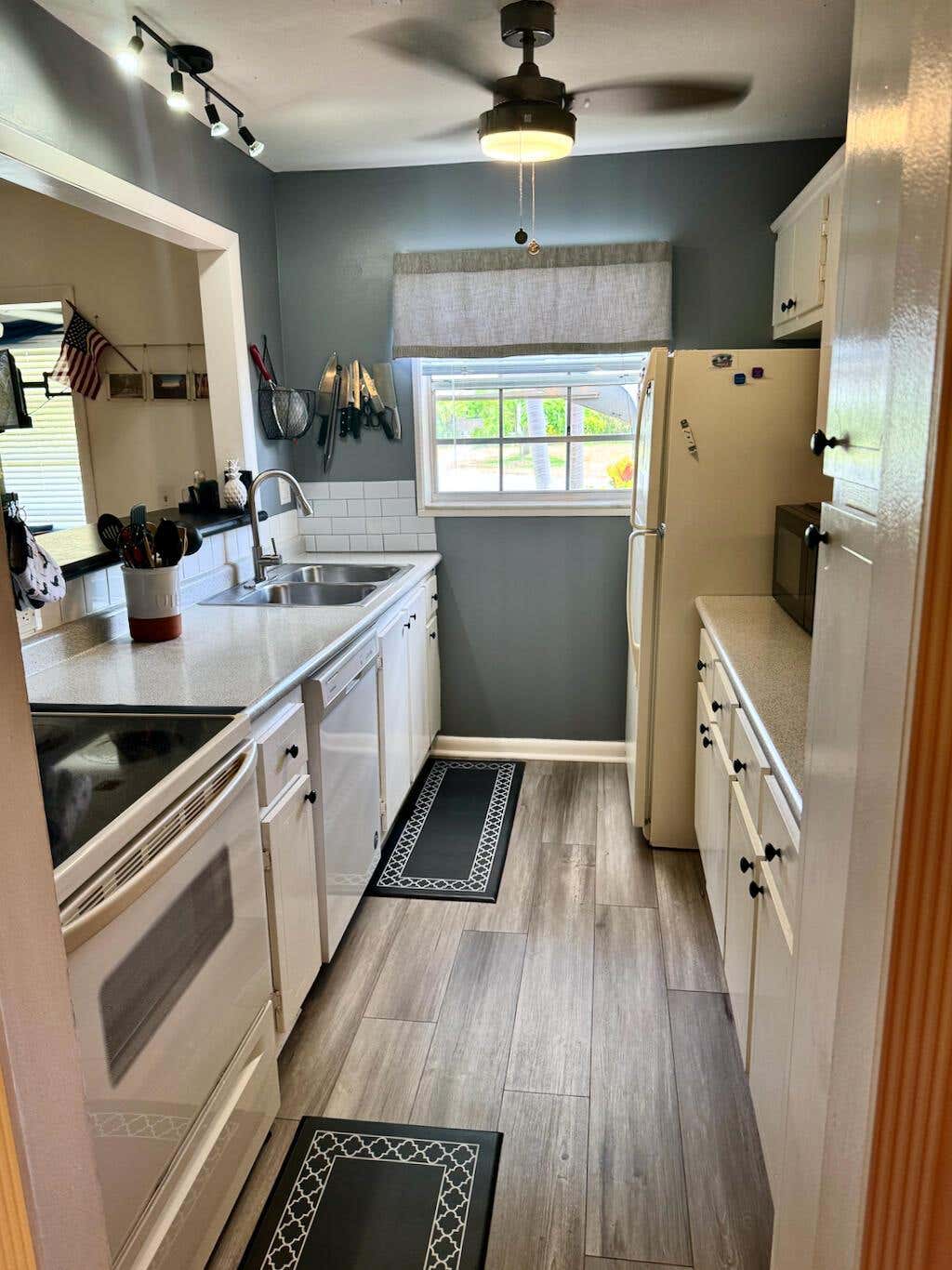 Photo of 1332 High Point Place N #C, Delray Beach, FL 33445 (MLS # R11010112)