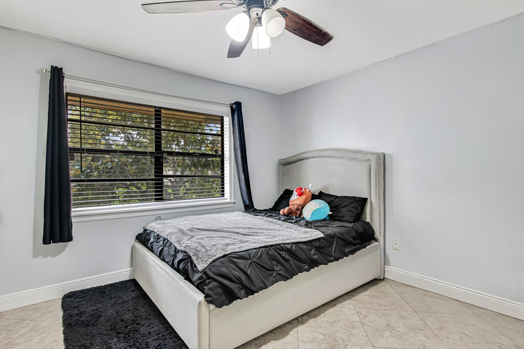 PALM HILL VILLAS UNIT TWO - Residential