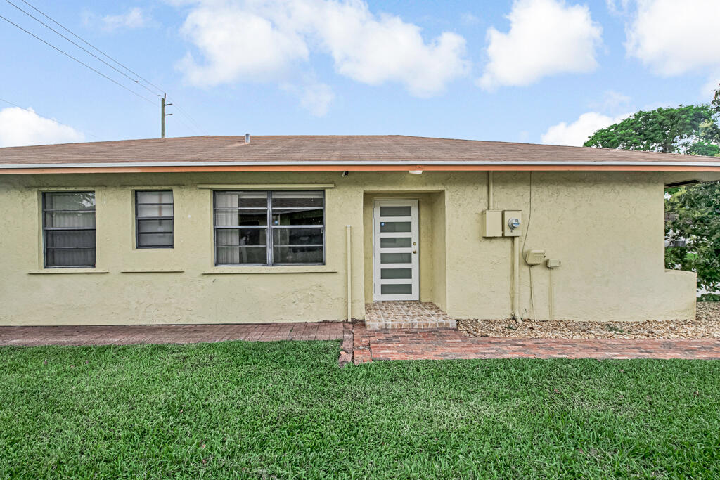 PALM HILL VILLAS UNIT TWO - Residential