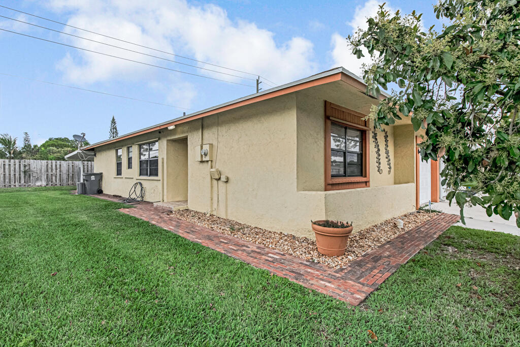 PALM HILL VILLAS UNIT TWO - Residential