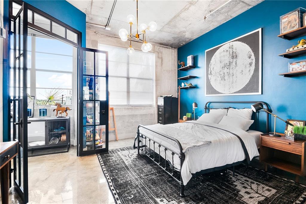 AVENUE LOFTS THREE/RESC - Residential Lease