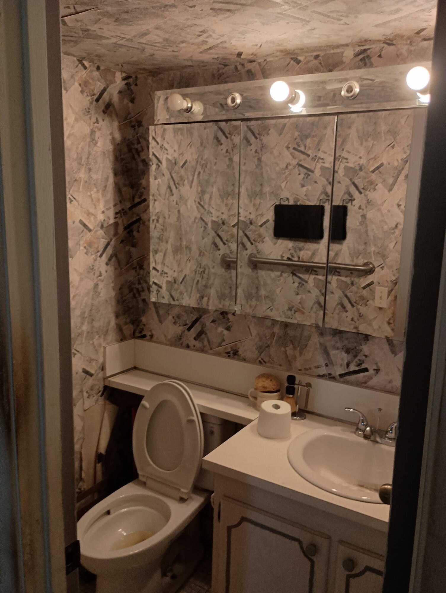 ASHBY C CONDO - Residential