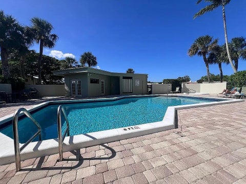 Tiny photo for 6463 La Costa Drive #105, Boca Raton, FL 33433 (MLS # B26022017)