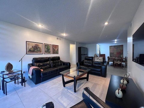 Tiny photo for 6463 La Costa Drive #105, Boca Raton, FL 33433 (MLS # B26022017)