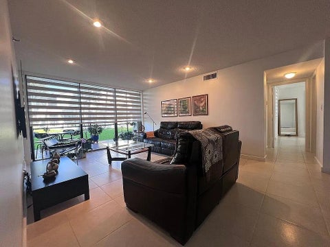 Tiny photo for 6463 La Costa Drive #105, Boca Raton, FL 33433 (MLS # B26022017)