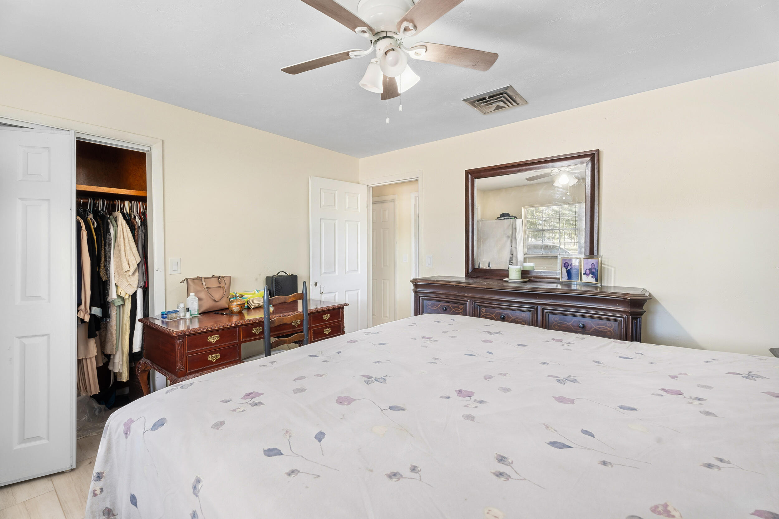 METES AND BOUNDS - Residential