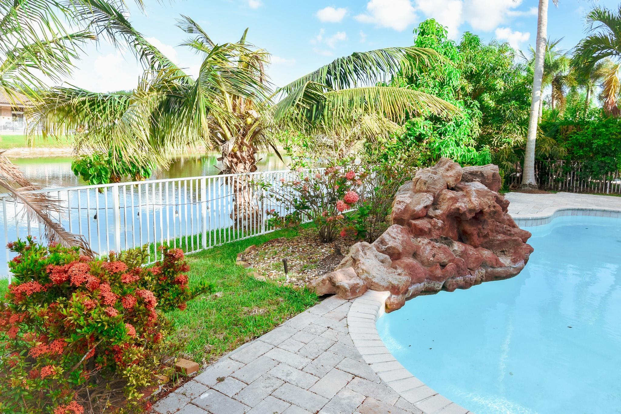 5095 NW 57th Way